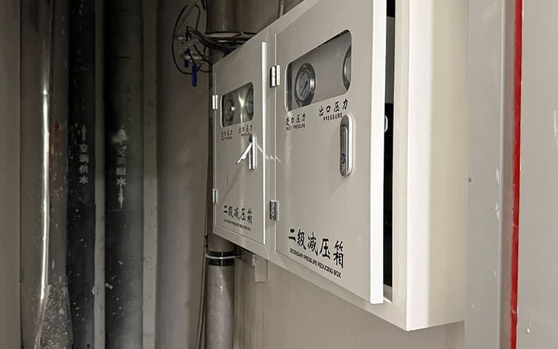 集中供氧系统的主要设备有哪些